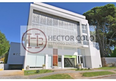 DEPARTAMENTO EN VENTA-PINAMAR CENTRO- (Cod 168608)