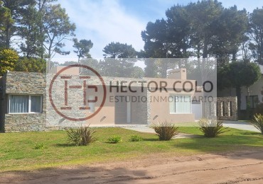CASA EN PINAMAR NORTE CON PISCINA 